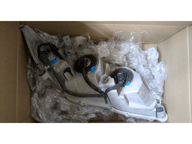 Фара передняя Toyota Camry V40 2006-2011 левая