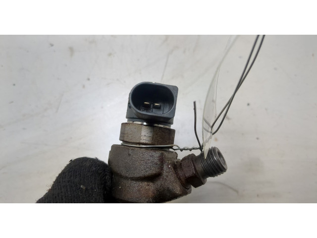 Форсунка топливная Volkswagen Golf 6 2009-2012 03L130277J