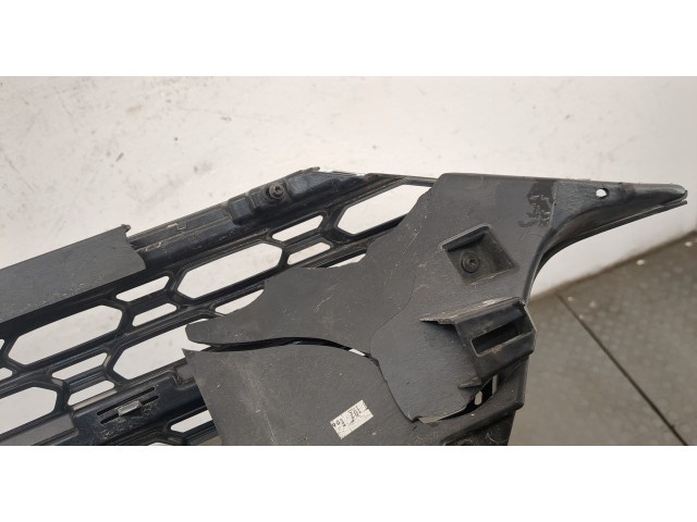 Решетка радиатора  Ford Explorer 2019-          