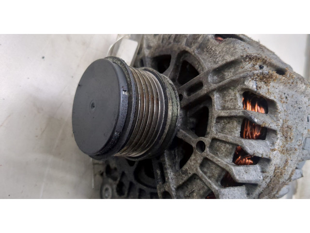 Генератор  Volkswagen Golf Plus       03l903023F    