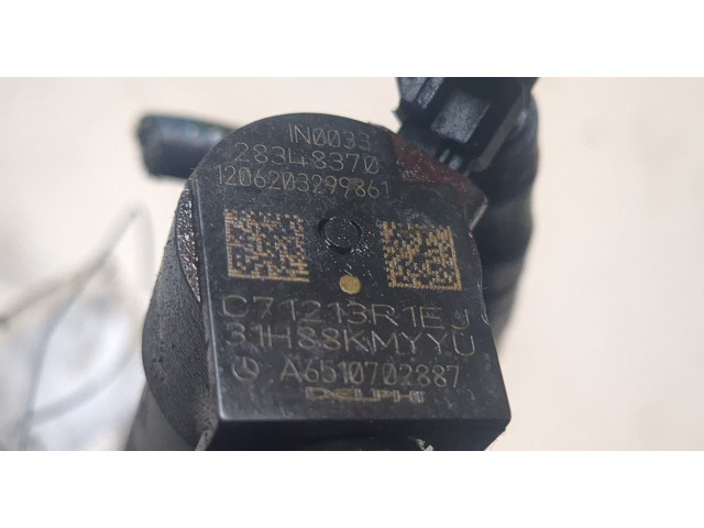 Форсунка топливная  Mercedes C W204 2007-2013    A6510702887     