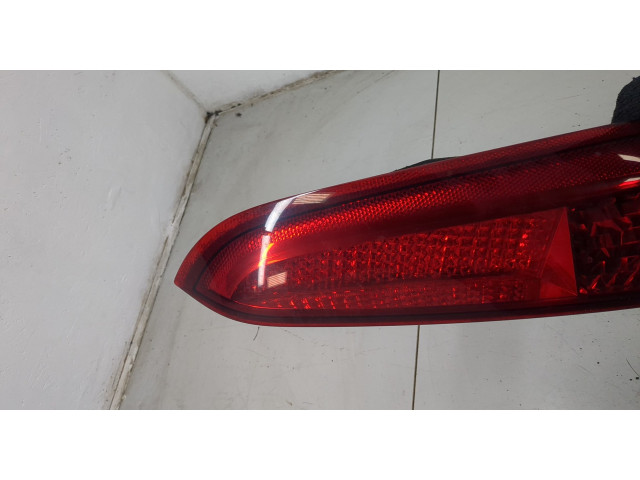 Задний фонарь          