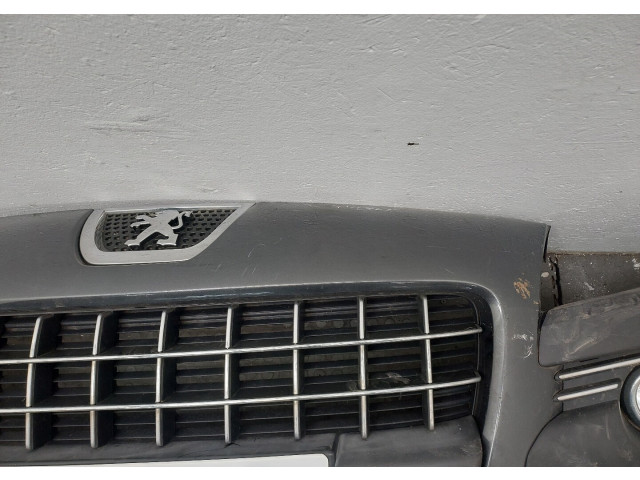 Бампер  Peugeot 3008 2009-2016 передний    