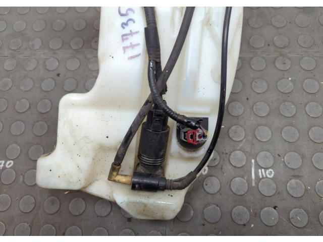 Бачок омывателя  Jeep Grand Cherokee 2010-2013    