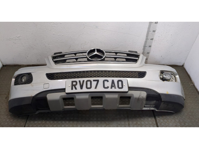 Решетка радиатора  Mercedes ML W164 2005-2011          A1648800685