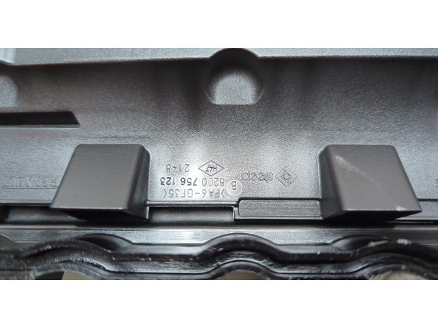 Клапанная крышка двигателя ДВС  Renault Scenic 2009-2012 1.5     
