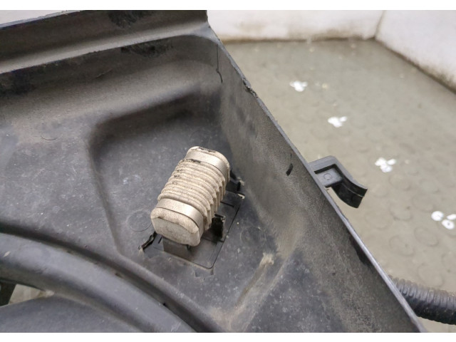 Вентилятор радиатора KIA Ceed 2007-2012