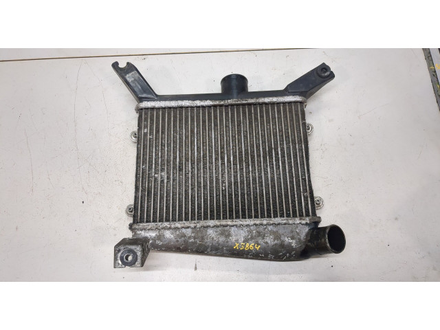 Интеркулер  Toyota RAV 4 2000-2005 2.0      