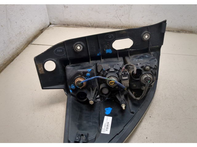 Задний фонарь