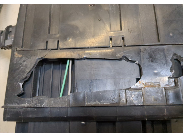 Блок предохранителей  Nissan Note E11 2006-2013      24382AX001, 24382AY600     1.4