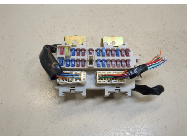 Блок предохранителей Nissan Armada 2003-2007 3407zh00a5e11 5.6