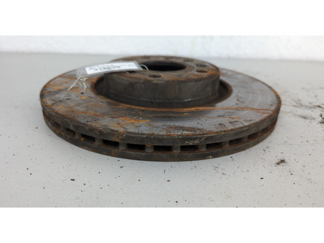 Диск тормозной Volkswagen Passat 6 2005-2010 передний
