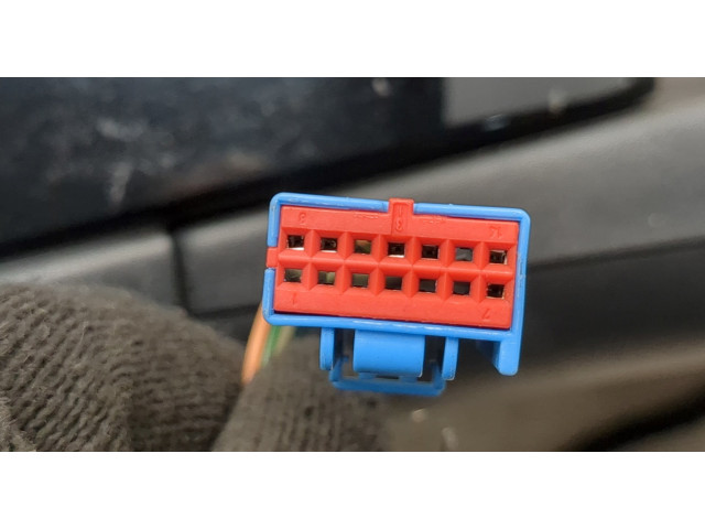 Зеркало боковое Volvo S40 2004- правое