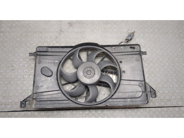Вентилятор радиатора  Volvo C30 2006-2010           
