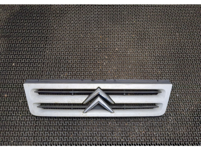 Решетка радиатора Citroen Jumper (Relay) 2002-2006 2.2