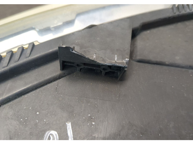 Фара передняя Audi A6 (C6) 2005-2011 правая