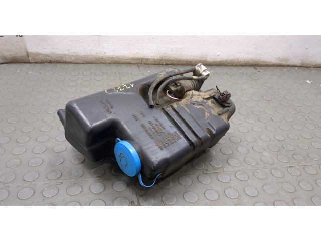 Бачок омывателя  Infiniti QX56 2004-2010 289107S000   