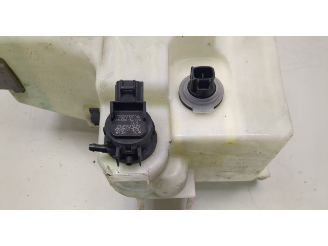 Бачок омывателя Lexus LS460 2006-2012 8535550080 4.6