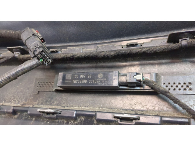 Бампер  Buick Encore 2016-2022 задний   42541977