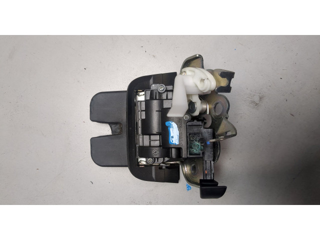 Замок багажника Audi Q7 2005-2015