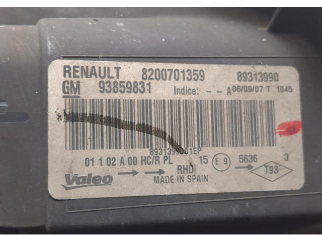 Фара передняя  Renault Trafic 2001-2014 левая 