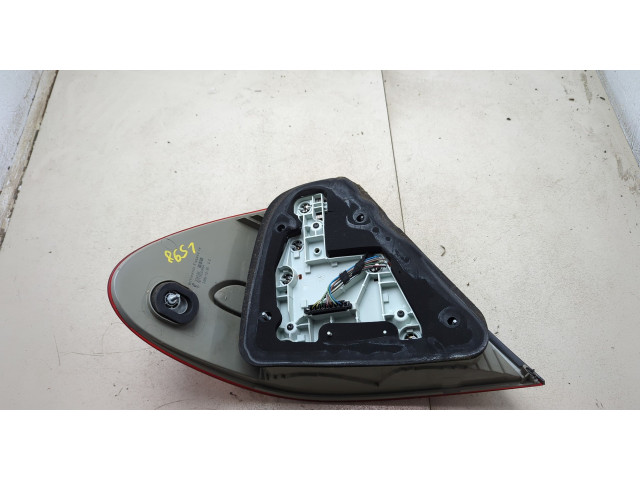 Задний фонарь