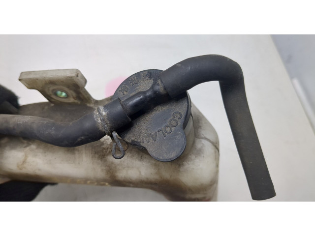 Бачок расширительный Toyota Previa (Estima) 2000-2006 2.4