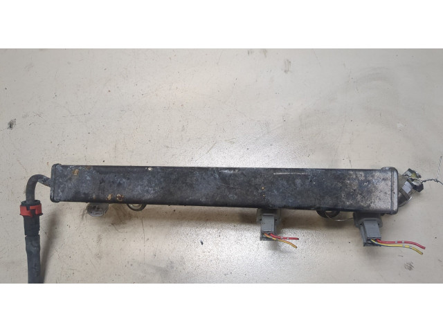 Форсунка топливная Mitsubishi Colt 2008-2012 MR988977, MN143973