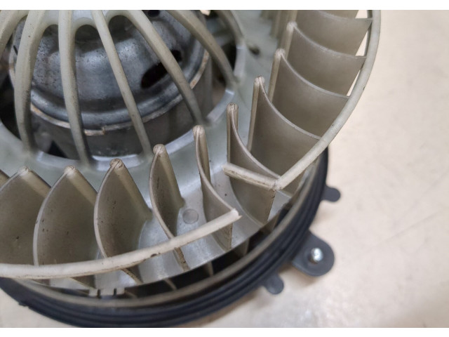 Моторчик печки  Mercedes S W220 1998-2005        