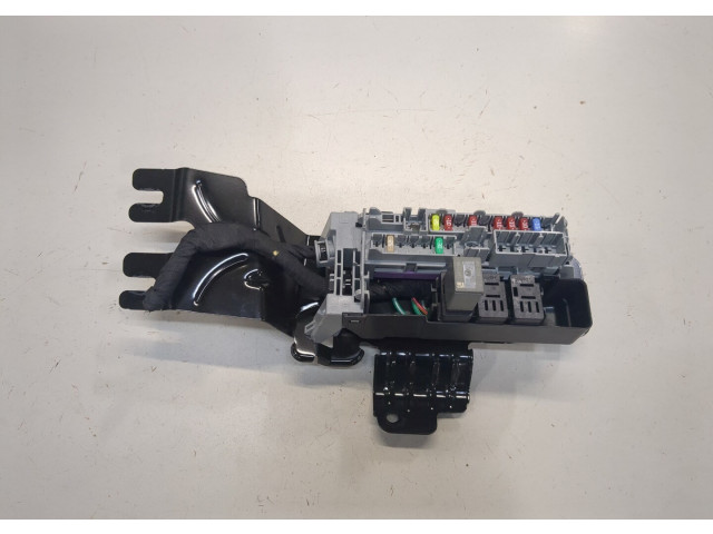 Блок предохранителей GMC Terrain 2017- 22923945 1.5