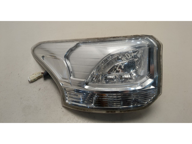 Задний фонарь 8330A789