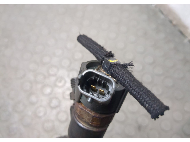 Форсунка топливная  KIA Sportage 2004-2010    0445110258     