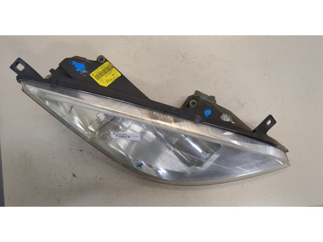 Фара передняя Mitsubishi Colt 2002-2012 правая