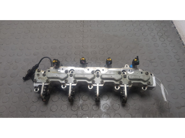 Форсунка топливная Jeep Renegade 2014-2025 4627890AB