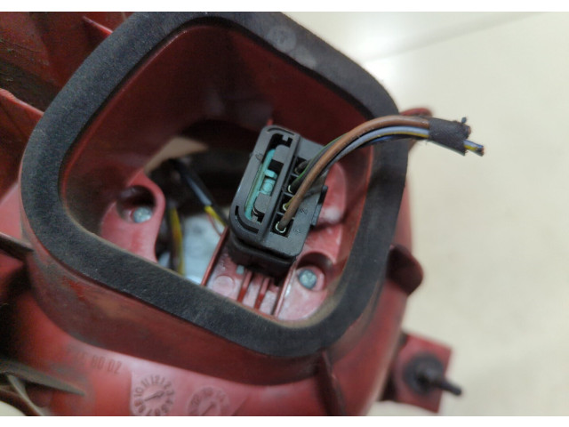 Задний фонарь          