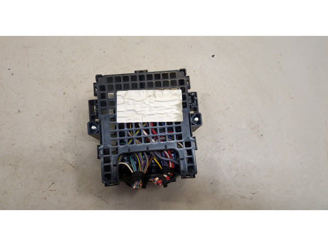 Блок предохранителей Ford Fiesta 2008-2013 8V5T14A005DKE