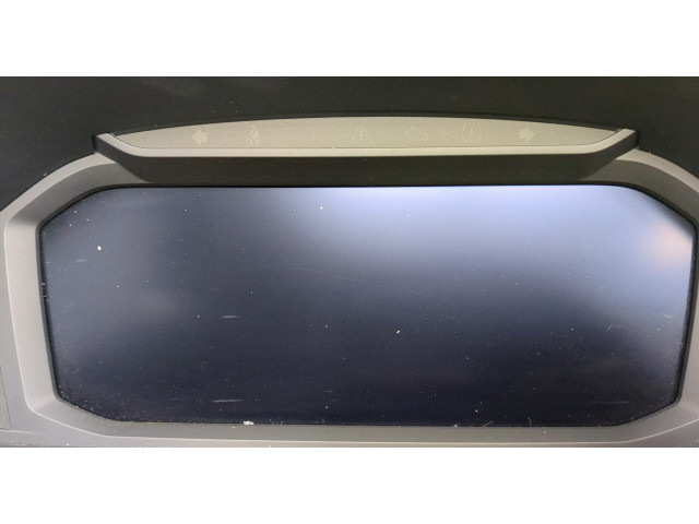 Панель приборов Audi Q3 2018-