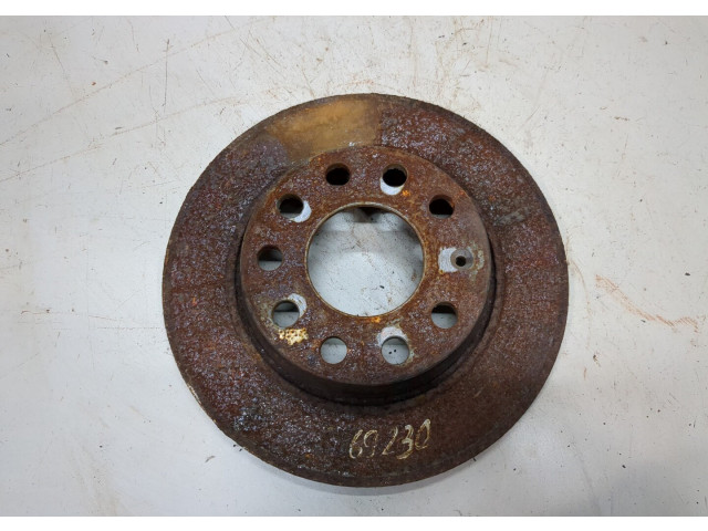 Диск тормозной  Audi A4 (B6) 2000-2004 2.5  задний     8E0615601Q      