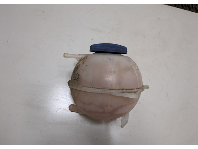 Бачок расширительный  Volkswagen Polo 1994-1999 6N0121407B    1.4