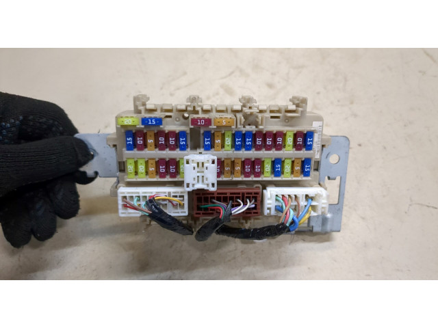 Блок предохранителей  Nissan X-Trail (T32) 2013-         