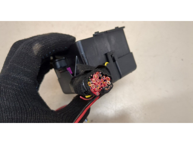 Блок предохранителей  Audi A6 (C6) 2005-2011         