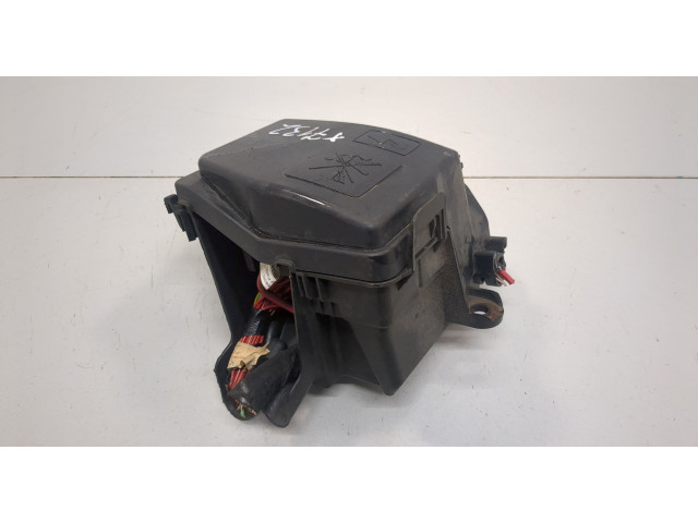 Блок предохранителей  Dacia Sandero 2013-2020         