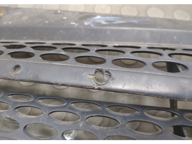 Решетка радиатора  Mercedes Vito W639 2003-2014          A63988001859051