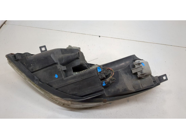 Фара передняя Mitsubishi Colt 2002-2012 правая