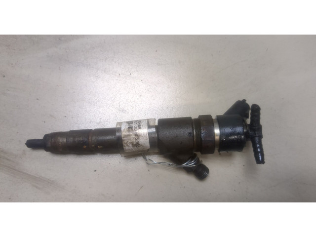 Форсунка топливная  Renault Trafic 2001-2014    0445110230     