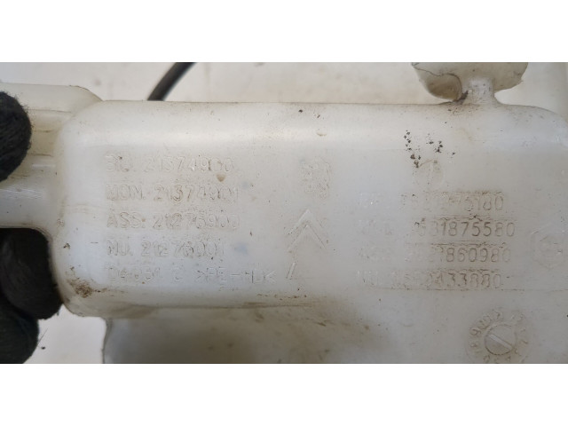 Бачок омывателя Citroen Berlingo 2008-2012