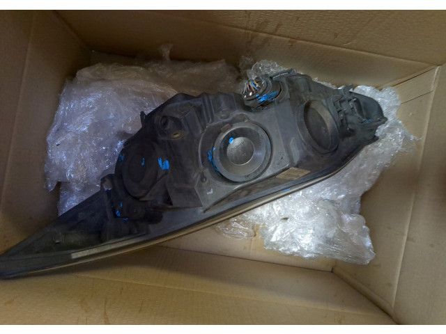 Фара передняя  Ford Focus 3 2011-2015 правая 