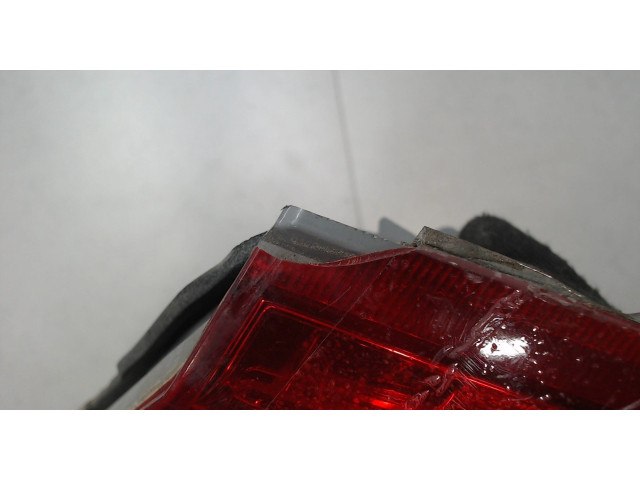 Дополнительный стоп сигнал    