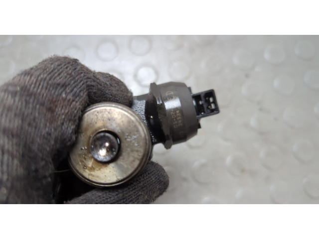 Форсунка топливная Ford Galaxy 2000-2006 1253765, 3M219A543AA