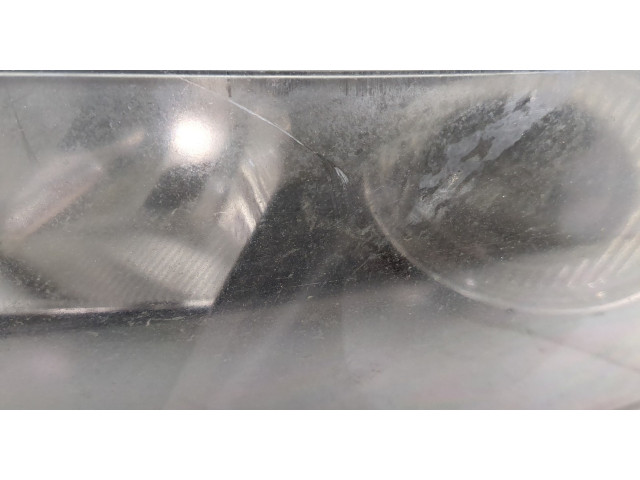 Фара передняя  Volvo S40 2004- левая 